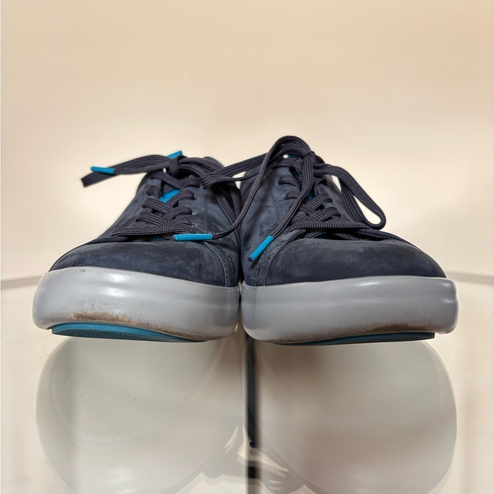 Vionic Women’s Navy Suede Sneakers Paisley - Picture 3 of 9